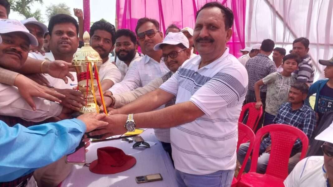 Cricket tournament organized with voter awareness in Muzaffarpur