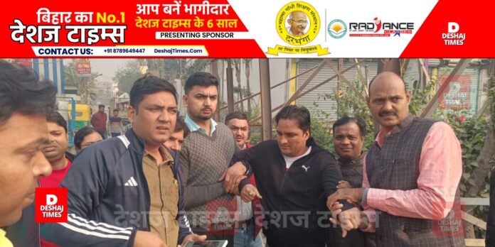 In Muzaffarpur, special vigilance caught revenue employee Jaspal red handed taking bribe, CO also implicated । DeshajTimes.Com In Muzaffarpur, special vigilance caught revenue employee Jaspal red handed taking bribe, CO also implicated । DeshajTimes.Com
