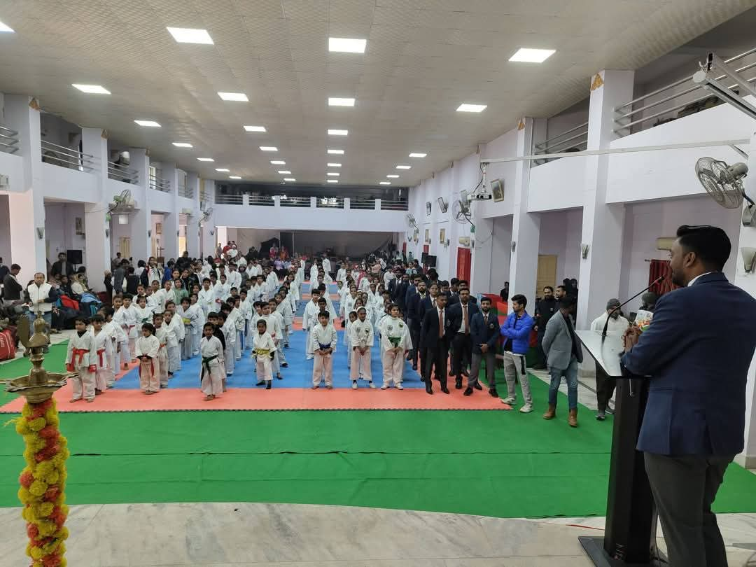 Darbhanga के 10 खिलाड़ी Karate Champions, कोच मुकेश मिश्रा ने कहा - निखरी प्रतिभा, मिली राष्ट्रीय पहचान