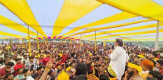 Darbhanga के बिरौल में PK का NDA सरकार पर हमला, बोले –  लालटेन में किरासन बन जलते रहेंगे तो रोशनी लालूजी के घर में होती रहेगी