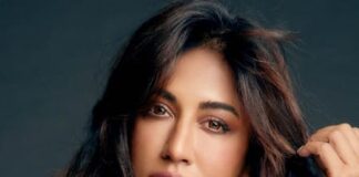 चित्रांगदा सिंह: 49 की उम्र में भी जलवा बरकरार, देखें उनकी लेटेस्ट वायरल तस्वीरें!