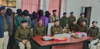 बिहार क्राइम न्यूज़: दरभंगा में पुलिस की बड़ी कार्रवाई, अंतरराज्यीय चोर गिरोह के सात सदस्य गिरफ्तार, हथियार और चांदी बरामद