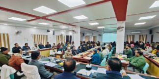 Darbhanga Health News: दरभंगा में स्वास्थ्य सेवाओं का महामंथन, बनेंगे 60 हजार नए आयुष्मान कार्ड