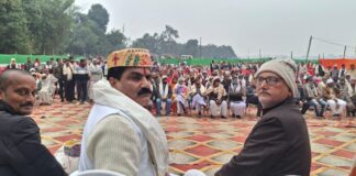 Bihar Politics: बेनीपुर में NDA कार्यकर्ताओं का सम्मान, सांसद ठाकुर बोले- मोदी-नीतीश की जोड़ी से ही मिथिला का विकास संभव