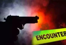 मुजफ्फरपुर में देर रात चली गोलियां! पुलिस एनकाउंटर में प्रॉपर्टी डीलर का हत्यारा ढेर, अब खुलेगा राज? मुजफ्फरपुर में देर रात चली गोलियां! पुलिस एनकाउंटर में प्रॉपर्टी डीलर का हत्यारा ढेर, अब खुलेगा राज?