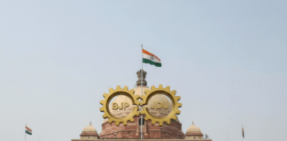 19 साल पुराना ‘नियम’ टूटा, BJP को गृह विभाग मिलने पर JDU ने तोड़ी चुप्पी, कह दी बड़ी बात! Bihar News Deshaj Times