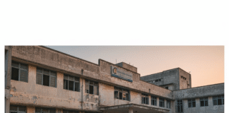 कटिहार सदर अस्पताल: व्यवस्था की पोल खोलती ‘बड़ी लापरवाही’, मरीजों की जान जोखिम में! Bihar News Deshaj Times