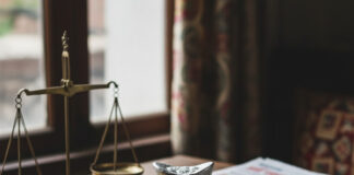 2026 में Gold Silver Investment: क्या बरकरार रहेगी चमक, जानें एक्सपर्ट की राय Bihar News Deshaj Times