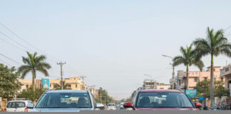 SUV under 10 lakh: किया साइरोस और महिंद्रा XUV 3XO में कौन है बेहतर? Bihar News Deshaj Times