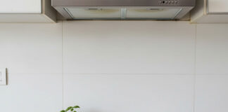 रसोईघर के लिए Vastu Tips for Kitchen: तीन बर्नर वाला चूल्हा कहीं बिगाड़ न दे आपकी शांति और समृद्धि Bihar News Deshaj Times