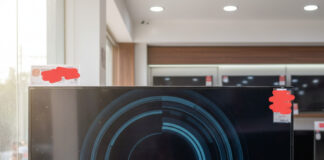 नया साल, नई स्क्रीन: 55 इंच स्मार्ट टीवी पर बंपर डिस्काउंट, जानें कौन-से मॉडल हैं लिस्ट में Bihar News Deshaj Times