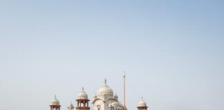 गुरु गोबिंद सिंह जयंती: शौर्य और बलिदान का महापर्व Bihar News Deshaj Times