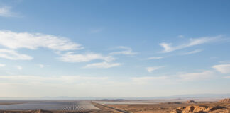 इलेक्ट्रिक कार ने बनाया नया कीर्तिमान: सिंगल चार्ज में 1000 किमी का सफर! Bihar News Deshaj Times