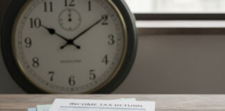 इनकम टैक्स रिटर्न दाखिल करने की आखिरी तारीख आज: गलतियों को सुधारने का अंतिम अवसर Bihar News Deshaj Times