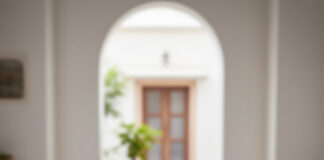 नववर्ष 2026 के सरल उपाय (New Year 2026 Remedies): सौभाग्य और सफलता का मार्ग Bihar News Deshaj Times