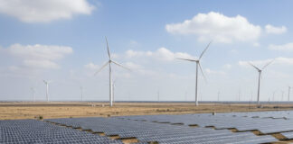 गुजरात का विशालकाय नवीकरणीय ऊर्जा प्लांट: दुनिया का सबसे बड़ा ऊर्जा केंद्र Bihar News Deshaj Times