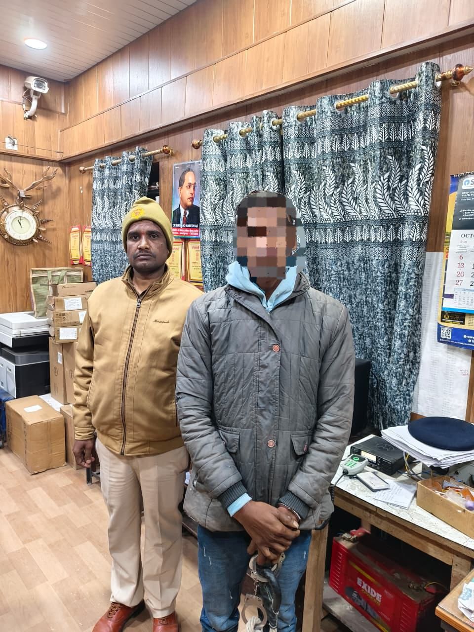 Darbhanga Crime News: कोतवाली और तिलकेश्वर पुलिस की बड़ी कार्रवाई, बाइक चोरी गिरोह का पर्दाफाश, दो गिरफ्तार