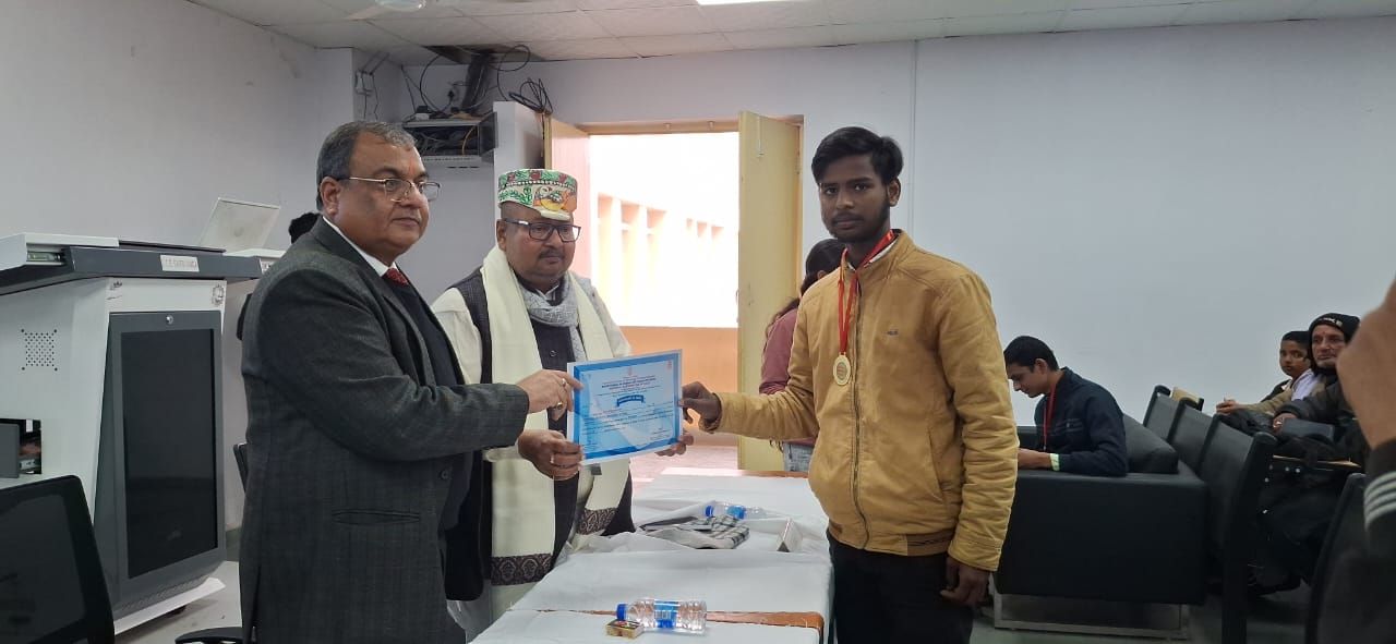 Darbhanga Education News: रामानुजन प्रतियोगिता में गुरुकुल क्लासेस का जलवा, छात्रों का Bihar स्तर पर गौरवशाली प्रदर्शन | Deshaj Times Darbhanga Education News: रामानुजन प्रतियोगिता में गुरुकुल क्लासेस का जलवा, छात्रों का Bihar स्तर पर गौरवशाली प्रदर्शन