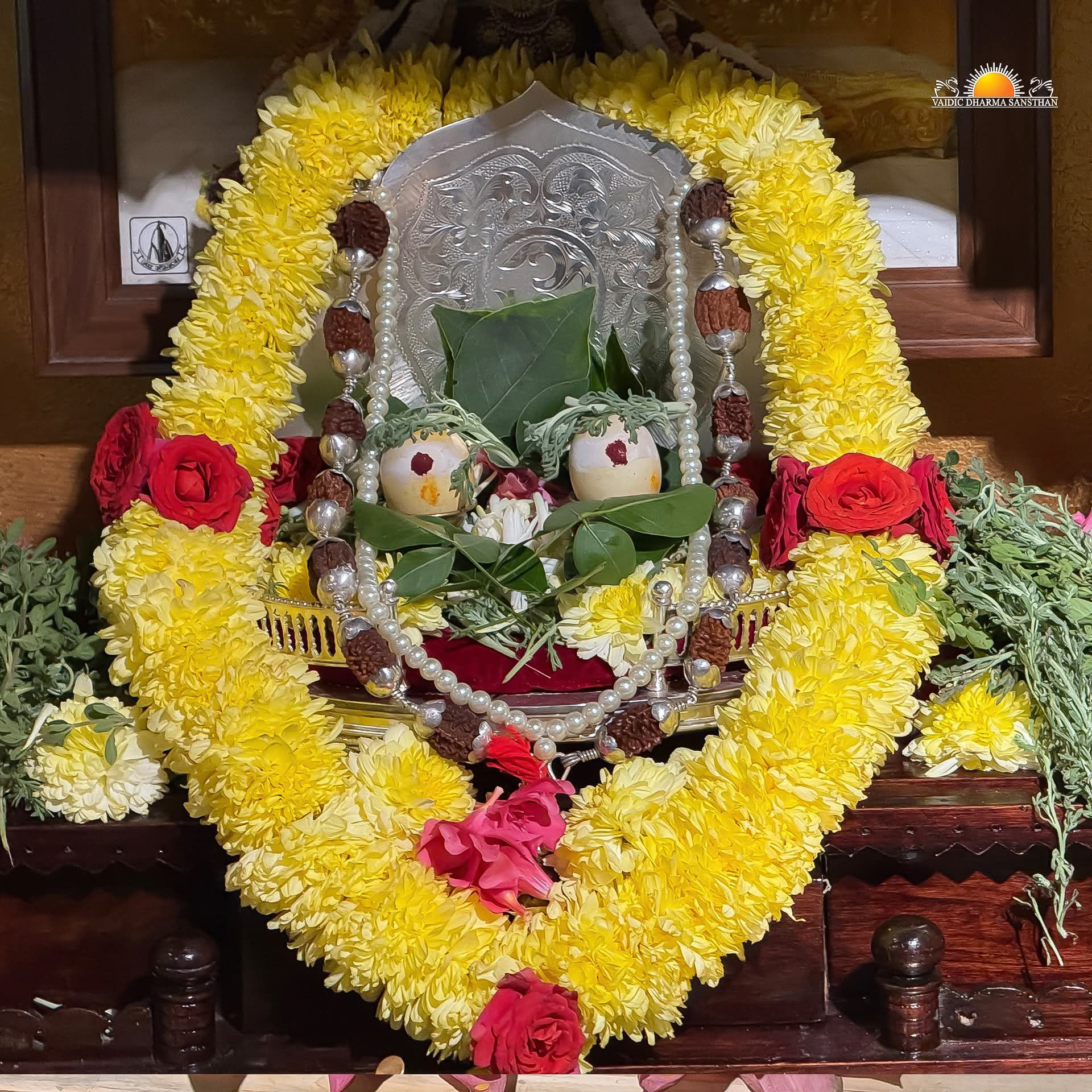 Somnath Jyotirlinga: 1000 साल बाद भोपाल में ऐतिहासिक रुद्र पूजा, जानें हवा में तैरने वाले शिवलिंग का अद्भुत रहस्य