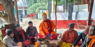 Darbhanga Ghanshyampur News: गलमा धाम में त्रिरात्रि यज्ञ का दिव्य समापन, गूंजी भक्ति की धारा