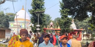 New Year celebration: बेनीपुर में उत्साह से मना नववर्ष, मंदिरों में उमड़ी आस्था, सरकारी दफ्तरों में पसरा सन्नाटा