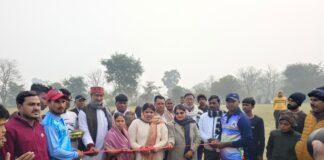 Bhagalpur News: अकबरनगर प्रीमियर लीग क्रिकेट के रोमांच से लबरेज अकबरनगर, सीजन-2 का भव्य उद्घाटन, इंडियंस ने दर्ज की शानदार जीत