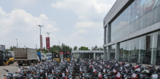 Royal Enfield Bikes ने दिसंबर 2025 में मचाया धमाल, रिकॉर्ड तोड़ बिक्री से मार्केट में हलचल Bihar News Deshaj Times