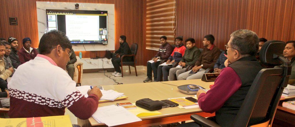 Bokaro News: DC Ajay Nath Jha की बड़ी पहल, अब गांवों के हर घर तक पहुंचेगा शुद्ध जल, आपूर्ति पर रहेगी पैनी नजर