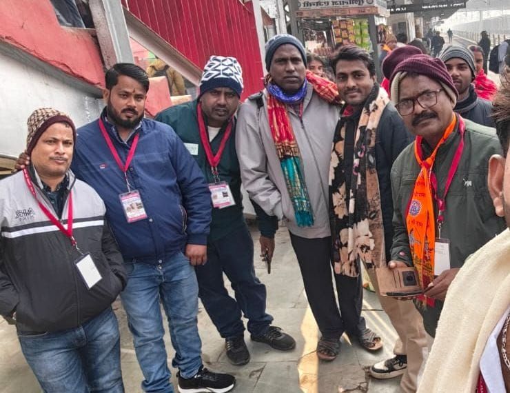 Darbhanga Pilgrimage News: 110 सदस्यीय तीर्थयात्रा दल प्रयागराज माघी मेले, अयोध्या और विंध्याचल के लिए रवाना, जानिए खास