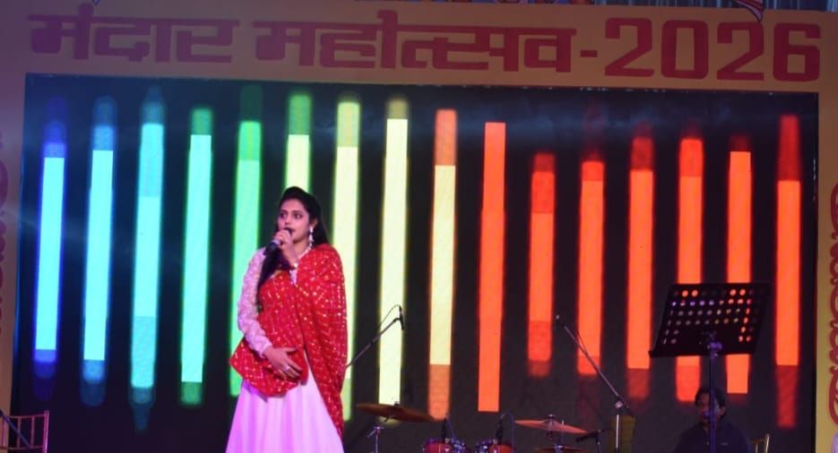 Bhagalpur Mandar Mahotsav: रत्न प्रिया की सुरीली आवाज पर झूमा बांका, मंदार महोत्सव की झलकी ऐतिहासिक-सांस्कृतिक विरासत... 'अंखियां उड़ेक दिया'