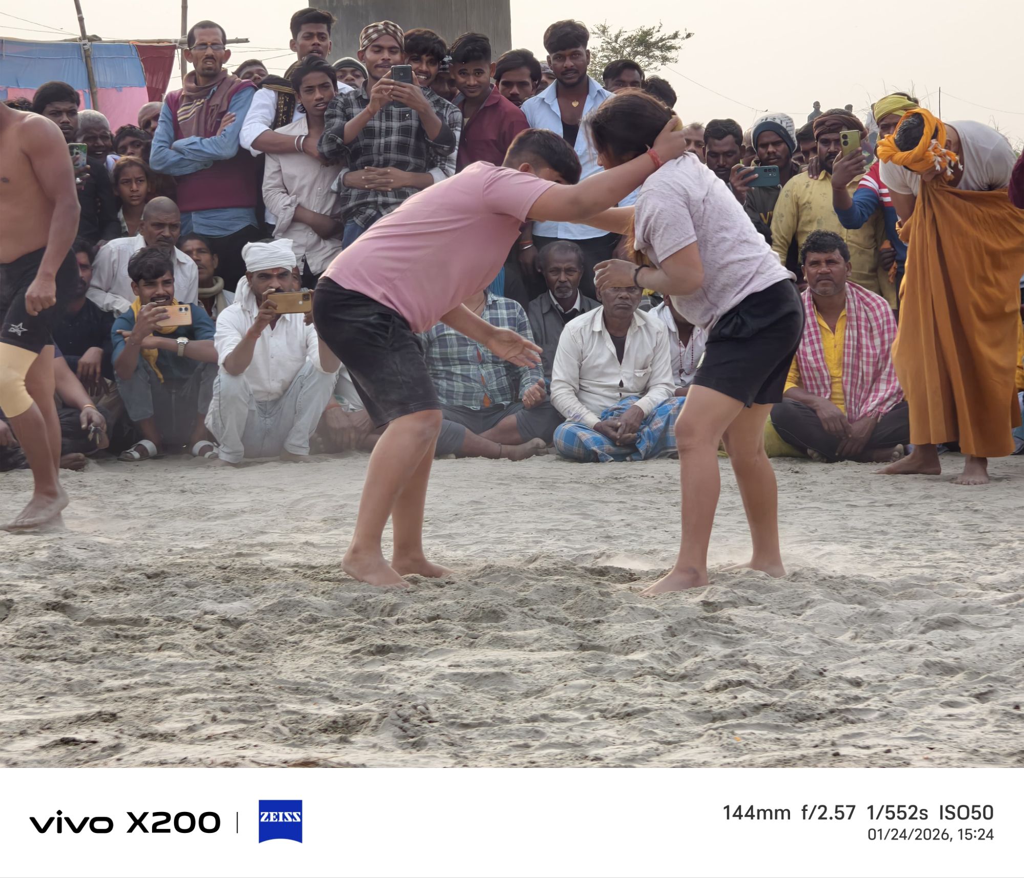 Darbhanga News: Kusheshwarsthan Wrestling Competition: बिहार और कश्मीर के पहलवानों ने दिखाया दम, यूपी-हरियाणा के धुरंधर चारों खाने चित