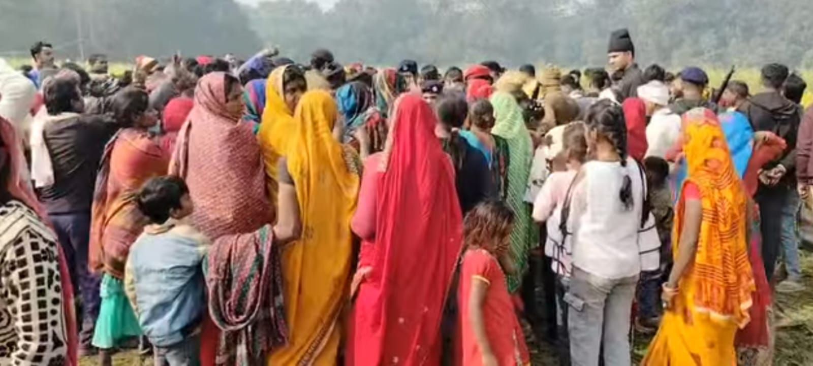 Darbhanga News: Hayaghat में अधेड़ की मौत, ग्रामीणों का फूटा गुस्सा, लाश को रोका, कहा - पहले हत्यारे को पकड़ों