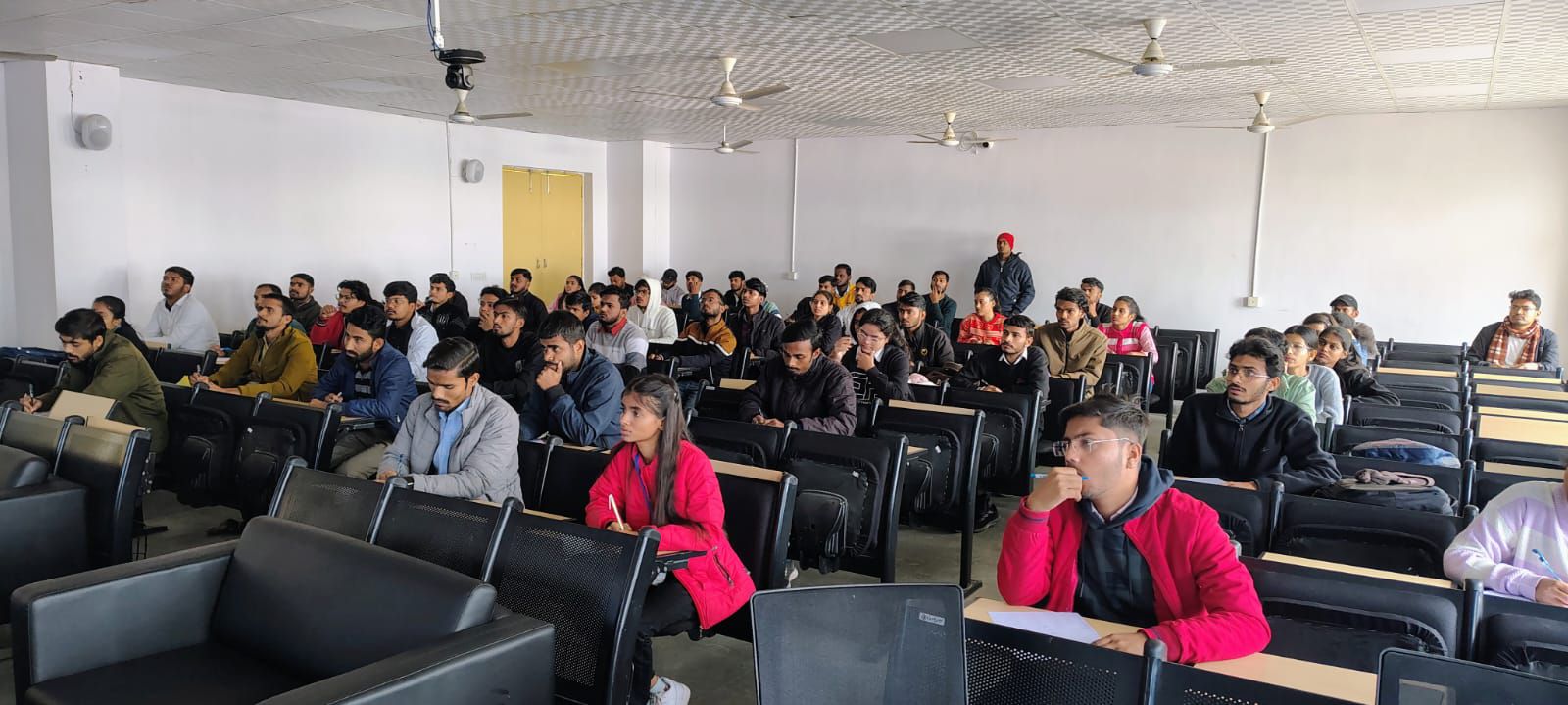 Darbhanga Earthquake Awareness: दरभंगा भूकंप जोन–6 में, जानिए इंजीनियरिंग कॉलेज की नई पहल..बढ़ी चिंताएं, डैम्पर और बेयरिंग्स