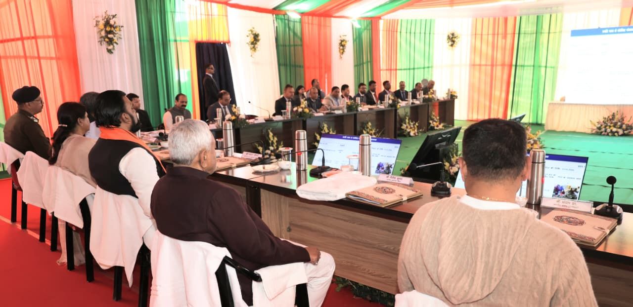 Madhubani News: CM Nitish ने मधुबनी में खोला घोषणाओं का पिटारा, बोले- हर प्रखंड में डिग्री कॉलेज, बिहार में बनेगी नई एजुकेशन सिटी