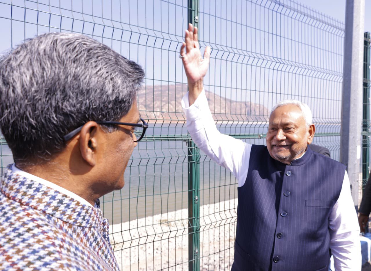 Nitish Kumar Rajgir Visit: नीतीश कुमार ने राजगीर में लगाई अफसरों की क्लास, विकास योजनाओं में देरी पर हुए सख्त, दिए कड़े निर्देश!