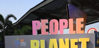 India AI Summit: AI महाकुंभ में केंद्रीय मंत्री अश्विनी वैष्णव ने मांगी माफी, कहा- ‘डीपफेक पर सख्त नियम जरूरी’