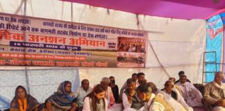 Muzaffurpur News: गायघाट बागमती तटबंध पर गरमाया माहौल, अनशन पर बैठे लोगों के बीच पहुंचीं MLA कोमल सिंह, दिया समाधान का भरोसा