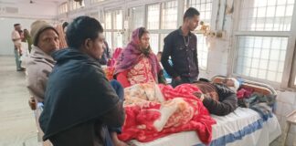 Bhagalpur News: NH-80 पर रफ्तार का कहर, ऑटो ने बाइक को रौंदा, पिता की हालत गंभीर, बेटा भी अस्पताल में