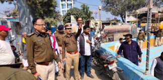 Darbhanga News : दुल्हन की तरह Mahashivratri पर सजी बाबा कुशेश्वर की नगरी, चप्पे-चप्पे पर सुरक्षा, जानें दर्शन का नया रूट मैप Bihar News Deshaj Times