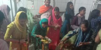 Darbhanga Mahashivratri पर शिवमय हुई केवटी, मंदिरों में गूंजे ‘हर हर महादेव’ के जयकारे, भक्तों की आस्था का दिखा सैलाब