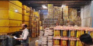 Bhagalpur News: भागलपुर में मिलावटी तेल का जखीरा जब्त, नामी ब्रांड के रैपर में बिक रहा था ‘मीठा जहर’, 5000 लीटर तेल सील