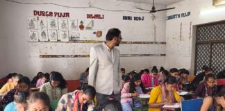 Darbhanga Bihar Board Matric Exam: तीसरे दिन भी नकल पर चली नकेल, SDO की चेतावनी से मचा हड़कंप, जानें कितने छात्र रहे अनुपस्थित