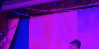 Bhagalpur Viral Video: नर्तकी संग पिस्टल लहराकर लगाए ठुमके, Video Viral होते ही पुलिस बोली- ‘बख्शा नहीं जाएगा!’