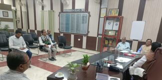 Darbhanga News: दरभंगा Sugar Mill की चिमनी से फिर उठेगा धुआं? सहकारिता मॉडल पर मिल चालू करने की कवायद तेज, किसानों की जागेगी किस्मत! पढ़िए…रैयाम चीनी मिल के बंद पहिए फिर से घूमने को बेताब