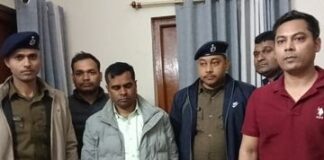 Madhubani News: 12 हजार की घूस लेते रंगे हाथ धराया सरकारी बाबू, पटना से आई टीम ने दबोचा