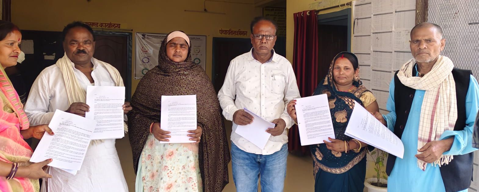 Darbhanga News: कुशेश्वरस्थान में सियासी भूचाल, Kusheshwar Asthan Block Pramukh अंजनी भारती की कुर्सी खतरे में, 6 सदस्यों ने पेश किया अविश्वास प्रस्ताव