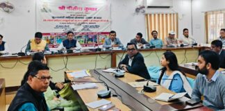 Darbhanga News: DM कौशल कुमार का एक्शन मोड! अधिकारियों को मिली सख्त डेडलाइन, किसान रजिस्ट्री से लेकर उत्पाद थाने तक… जानें बैठक के 5 बड़े फैसले