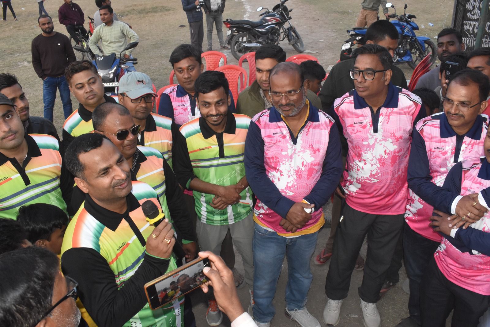 Darbhanga News: दिखा क्रिकेट का रोमांच, Biraul Friendly Cricket का प्रशासन एकादश बना चैंपियन, नागरिक एकादश को 16 रनों से हराया | Deshaj Times Darbhanga News: दिखा क्रिकेट का रोमांच, Biraul Friendly Cricket का प्रशासन एकादश बना चैंपियन, नागरिक एकादश को 16 रनों से हराया