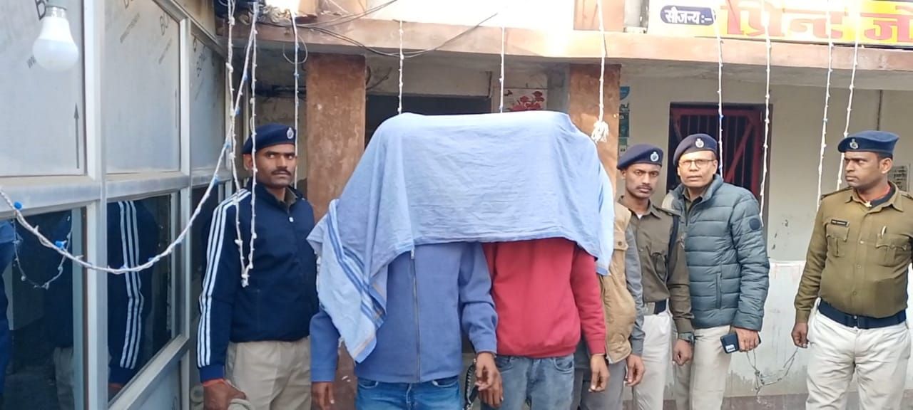 Darbhanga Crime News: बड़े गिरोह का पर्दाफाश, हथियार के साथ महिला समेत 5 अपराधी गिरफ्तार, Madhubani से जुड़े तार