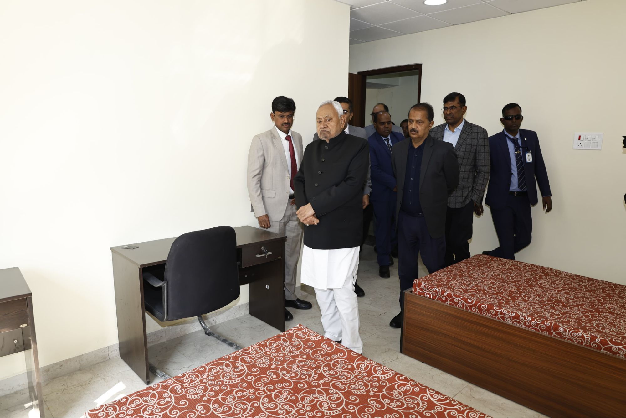 Patna News: CM Nitish ने किया पशुपालन निदेशालय के भव्य भवन का निरीक्षण, किसानों को मिलेगा बंपर फायदा, दिए ये खास निर्देश